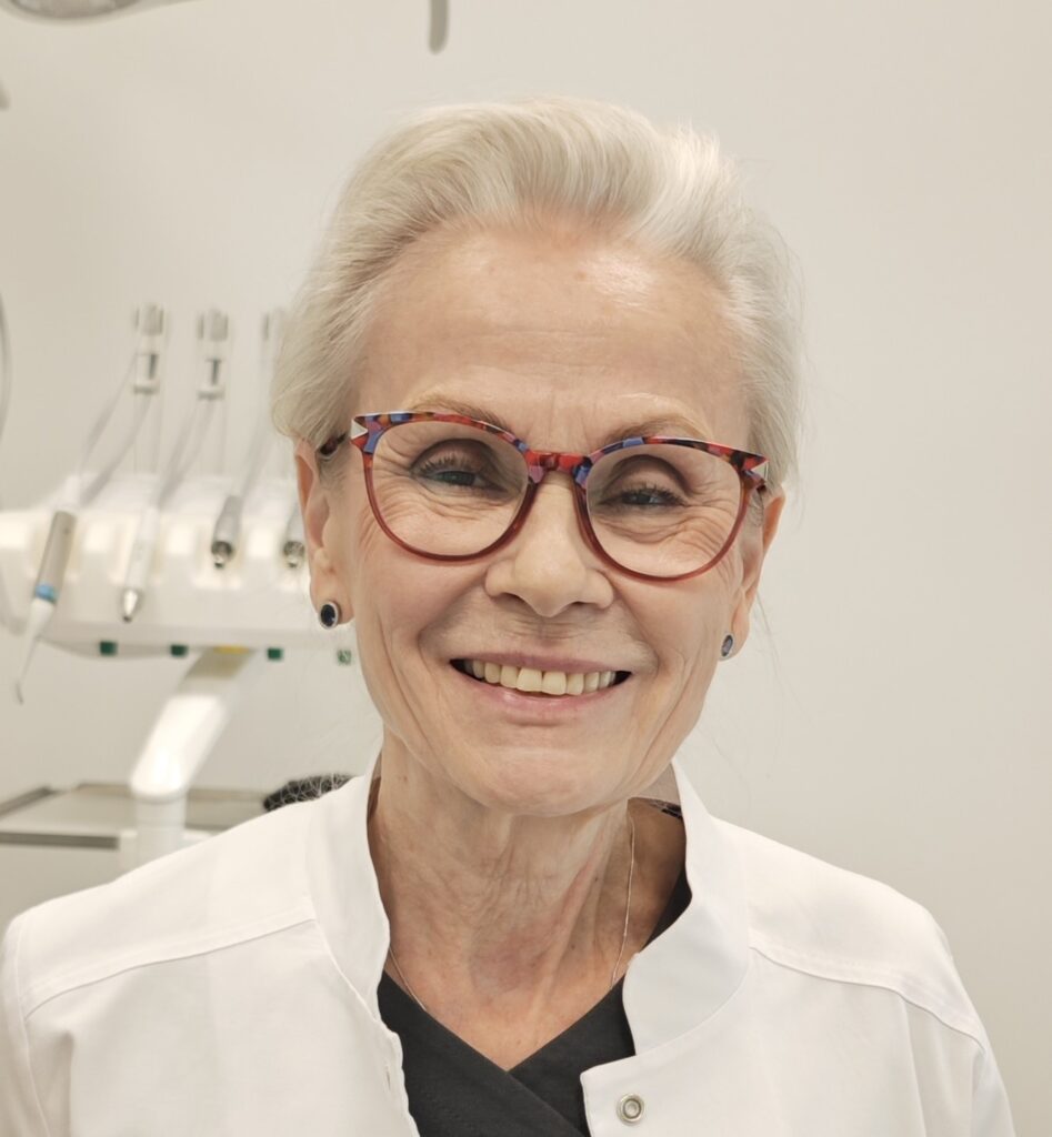 Dr Anna Graf